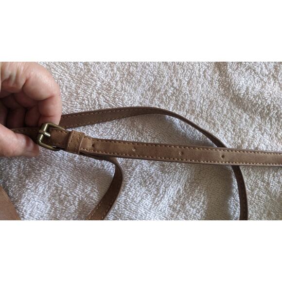 Vegan Leather Light Brown Small Crossbody Purse Zip Closure Adjustable Strap Y2K - Picture 11 of 11